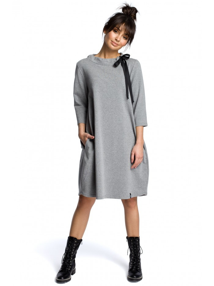 Dámské šaty nadměrné velikosti B070 šedé - BEwear XL-42