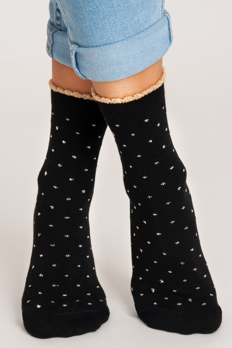Dámské bavlněné puntíkované ponožky KDK SB013 černá 39-42
