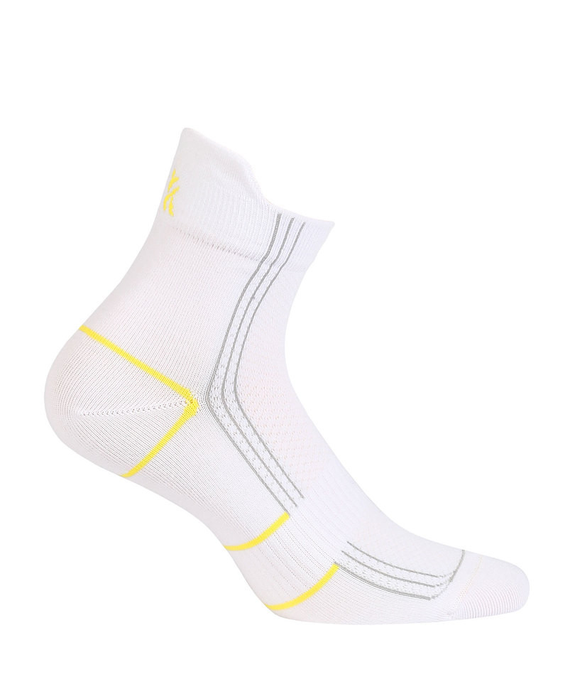 Pánské vzorované kotníkové ponožky bílá 39-41