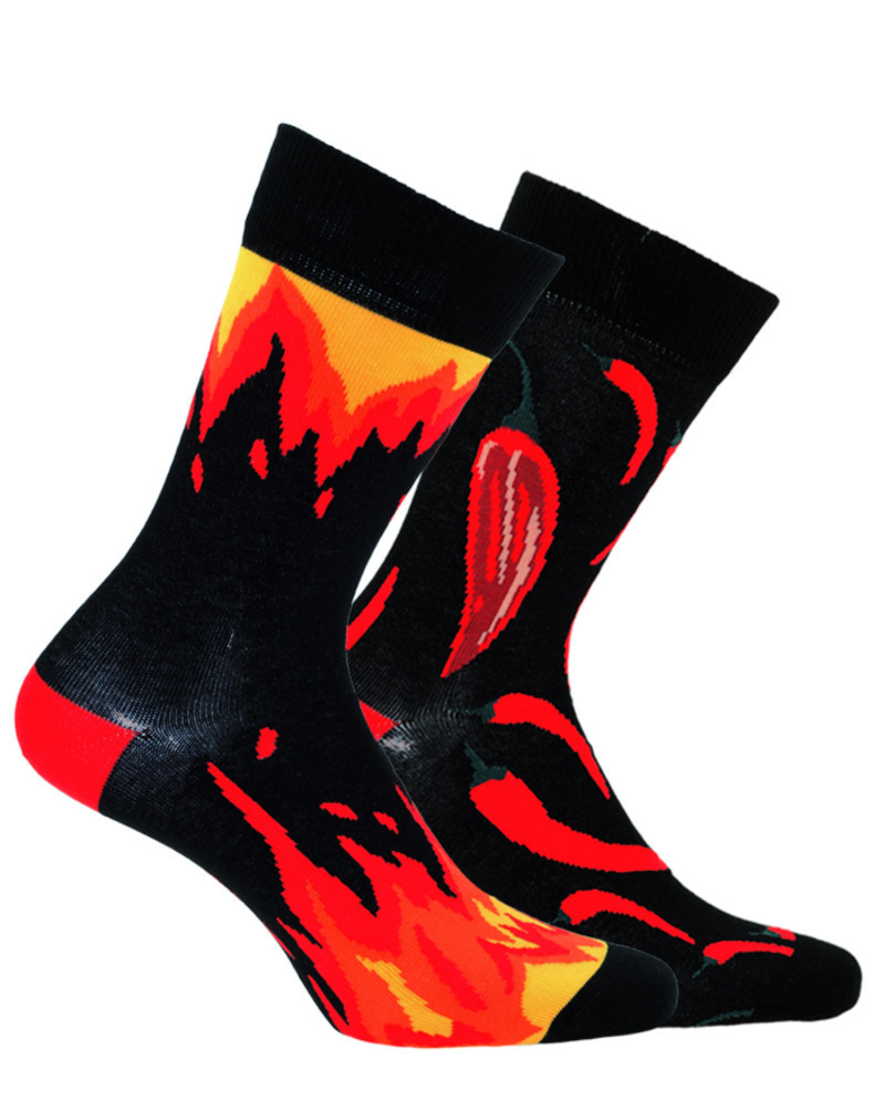 Vzorované ponožky FUNKY blackred 30-34