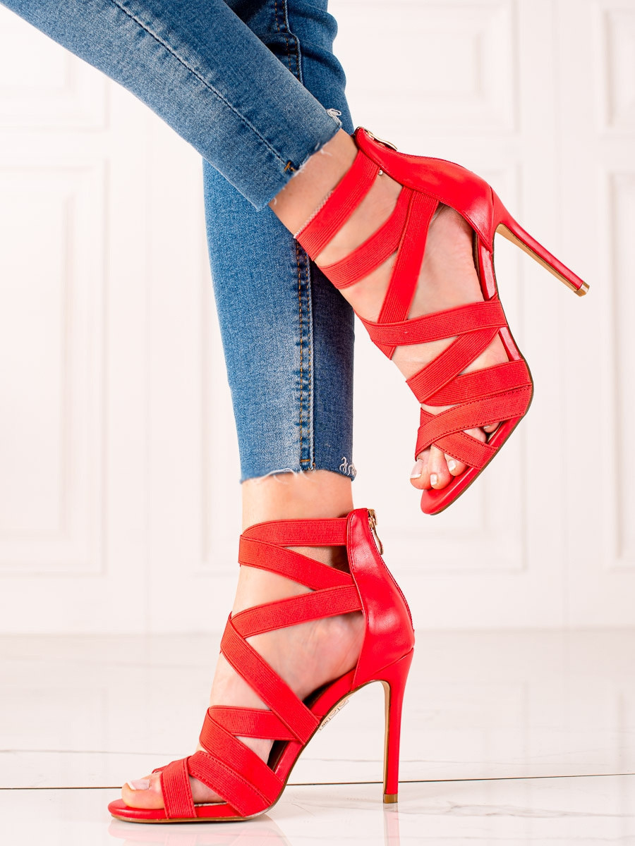 Klasické dámské červené sandály na jehlovém podpatku 38