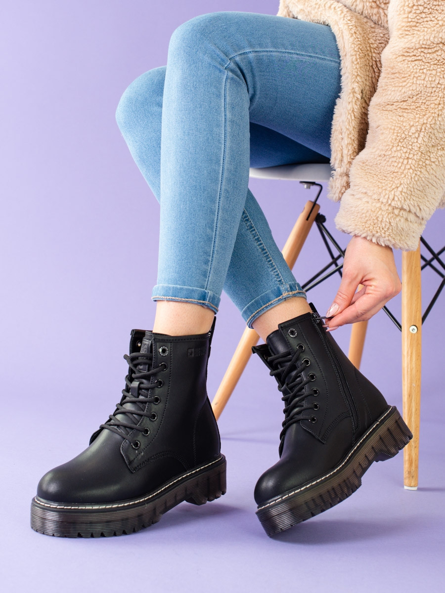 Zajímavé kotníčkové boty dámské černé bez podpatku 36