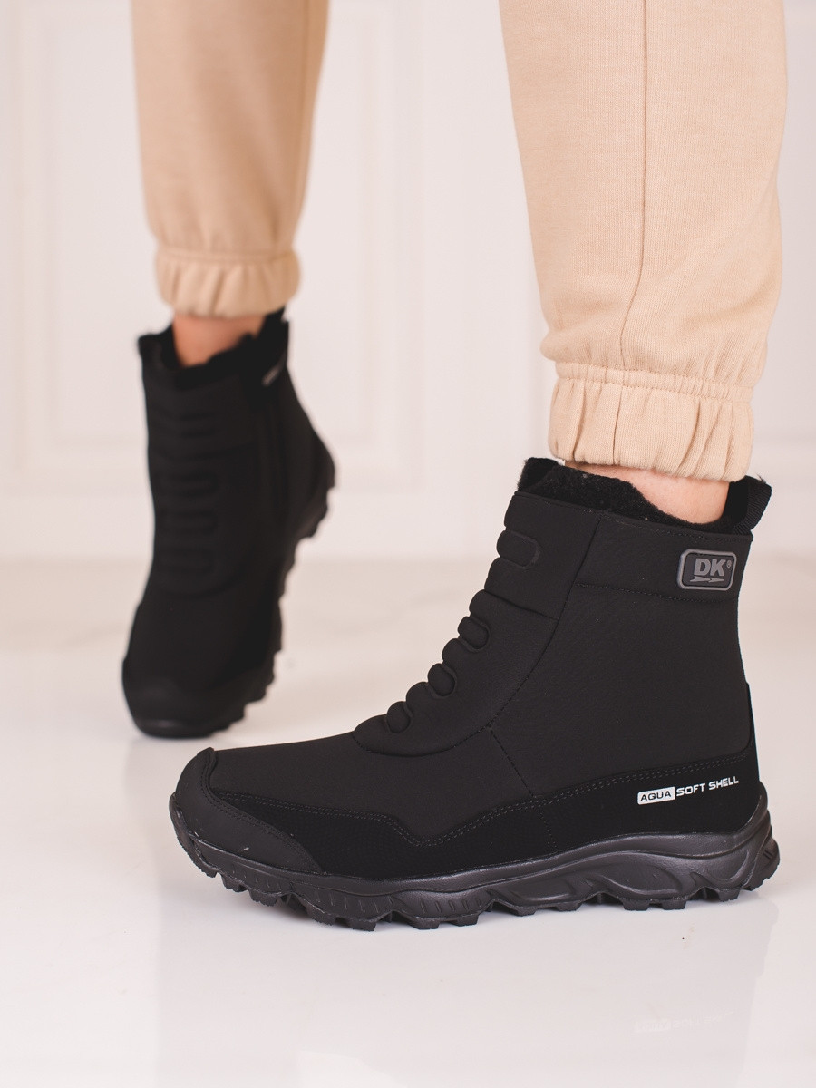 Klasické černé trekingové boty dámské bez podpatku 39