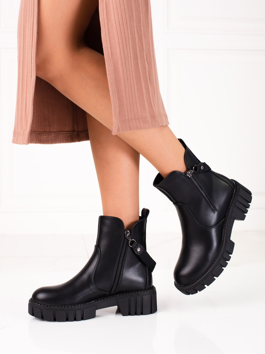Luxusní kotníčkové boty dámské černé na plochém podpatku 38