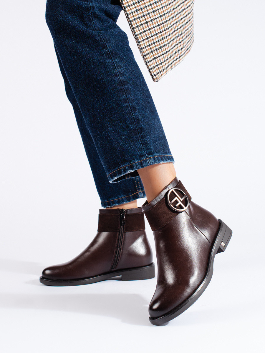 Moderní hnědé kotníčkové boty dámské na plochém podpatku 36