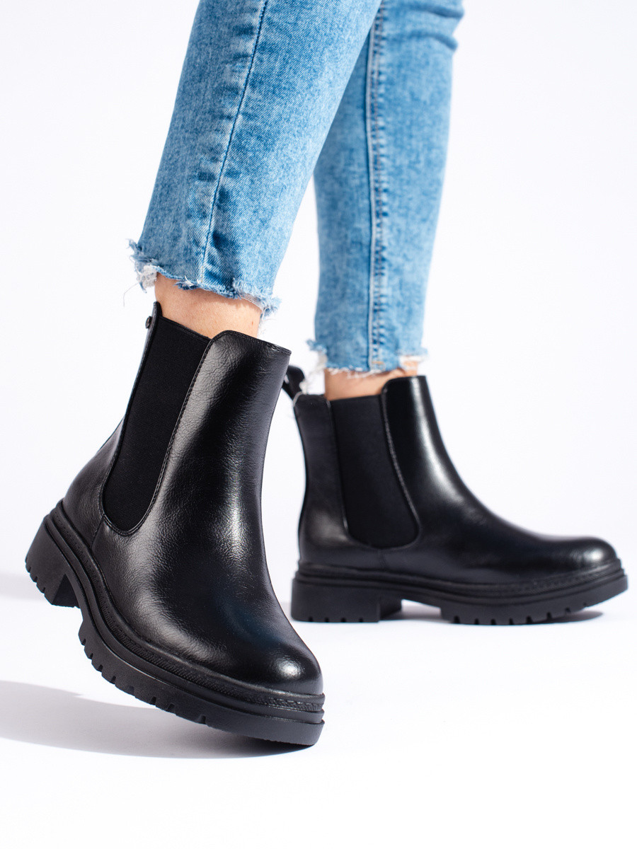 Trendy dámské kotníčkové boty černé platforma 41