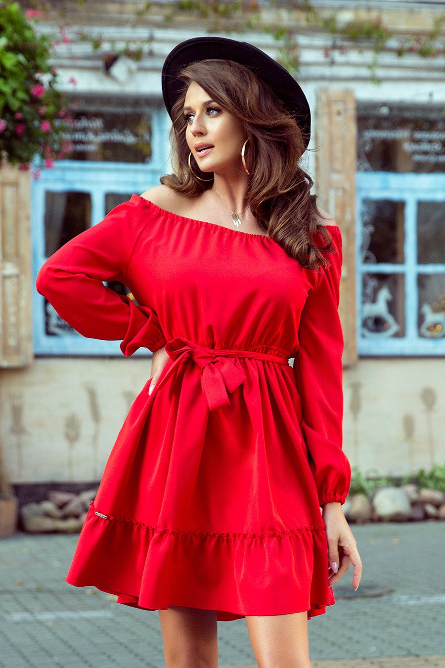 DAISY - Červené dámské šaty s volánky 265-4 S