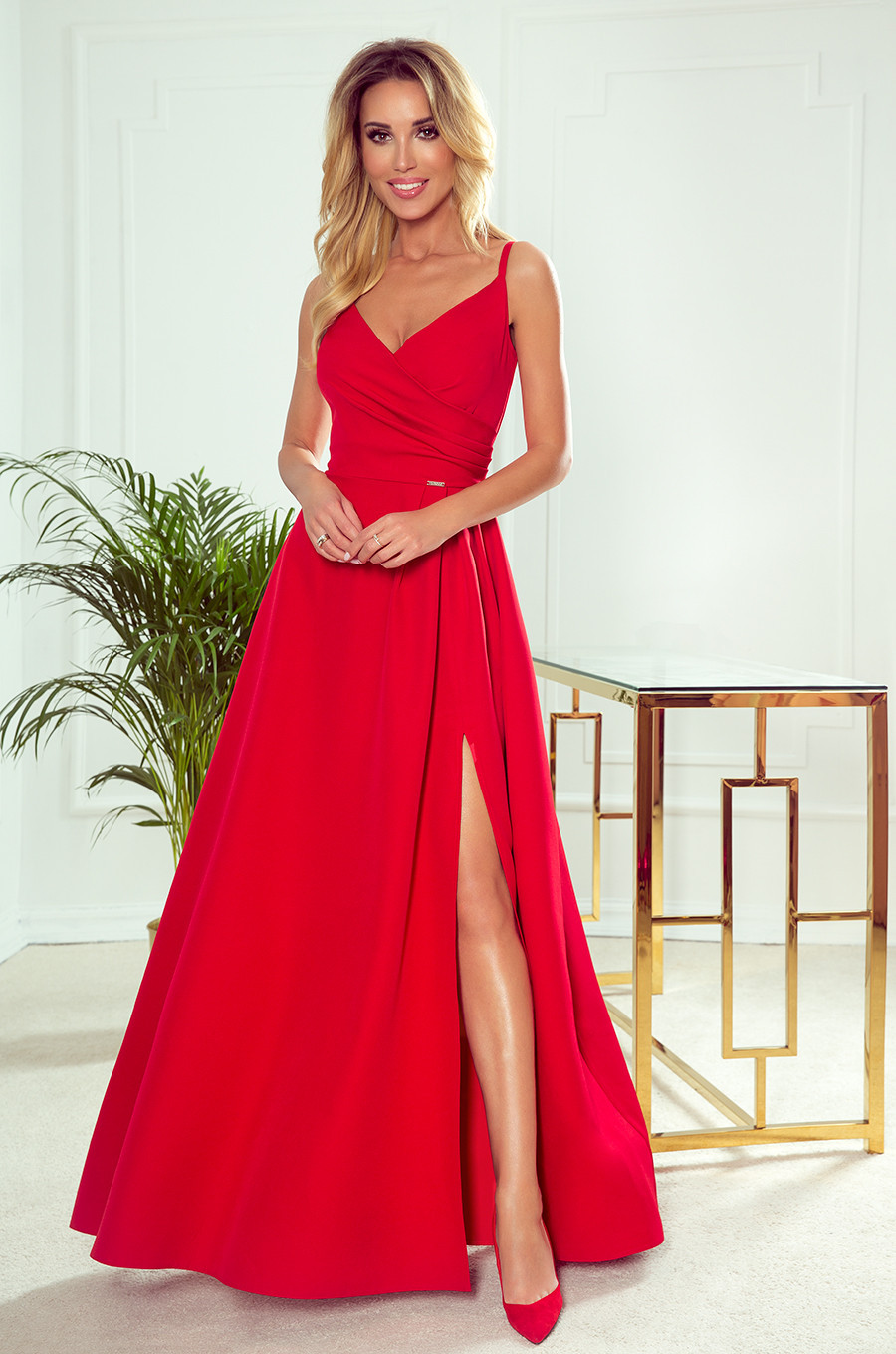 CHIARA - Elegantní červené dámské maxi šaty na ramínkách 299-1 M