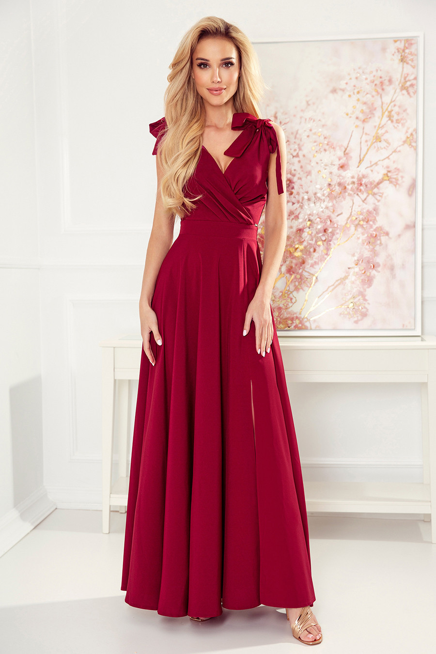 ELENA - Dlouhé dámské šaty ve vínové bordó barvě s výstřihem a zavazováním na ramenou 405-1 XL