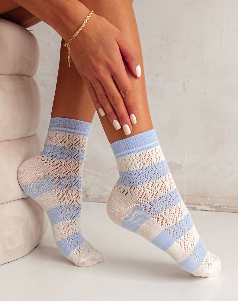 Dámské pruhované ažurové ponožky Milena 0989 37-41 ecru-blue 37-41