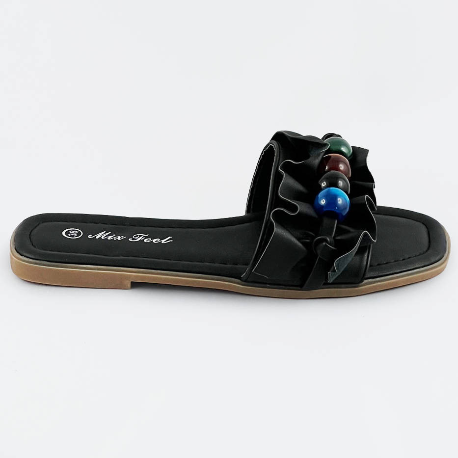 Černé dámské pantofle s plochou podrážkou (WWW-319) odcienie czerni XL (42)