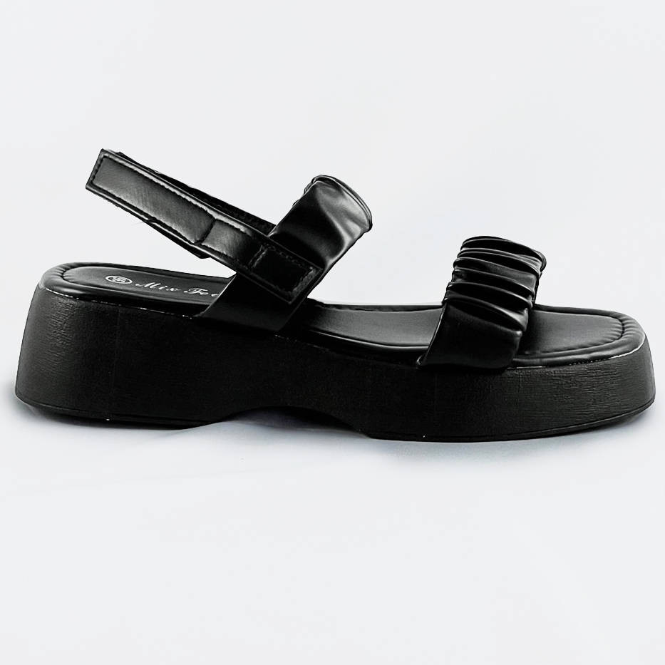 Černé sandály na nízké platformě (CM-48) odcienie czerni XL (42)