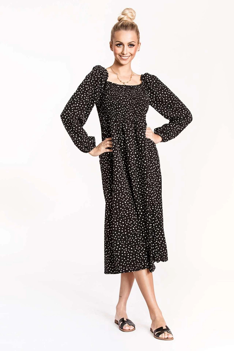Černé dámské šaty se spuštěnými rameny Ann Gissy (DLY018) odcienie czerni XL (42)