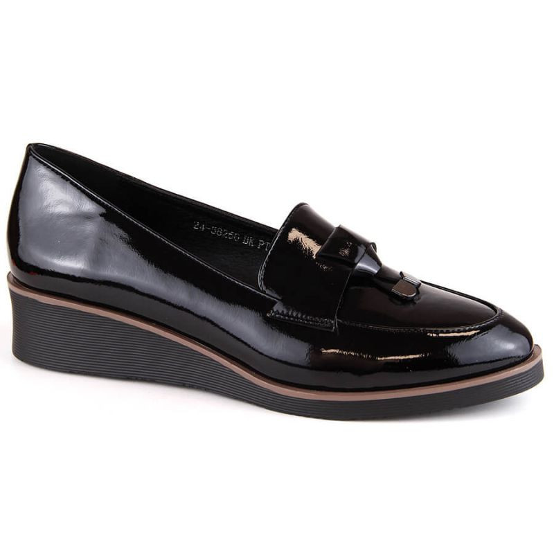 Vinceza W JAN263C černé lakované boty na středním podpatku s podpatky 41