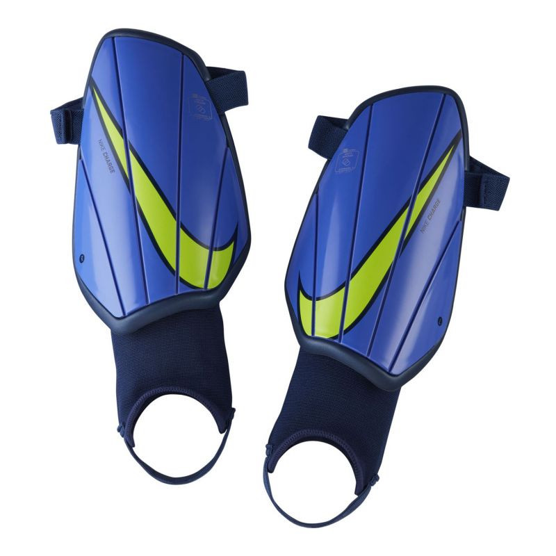 Fotbalové chrániče Nike Charge SP2164-500 L (170-180 cm)