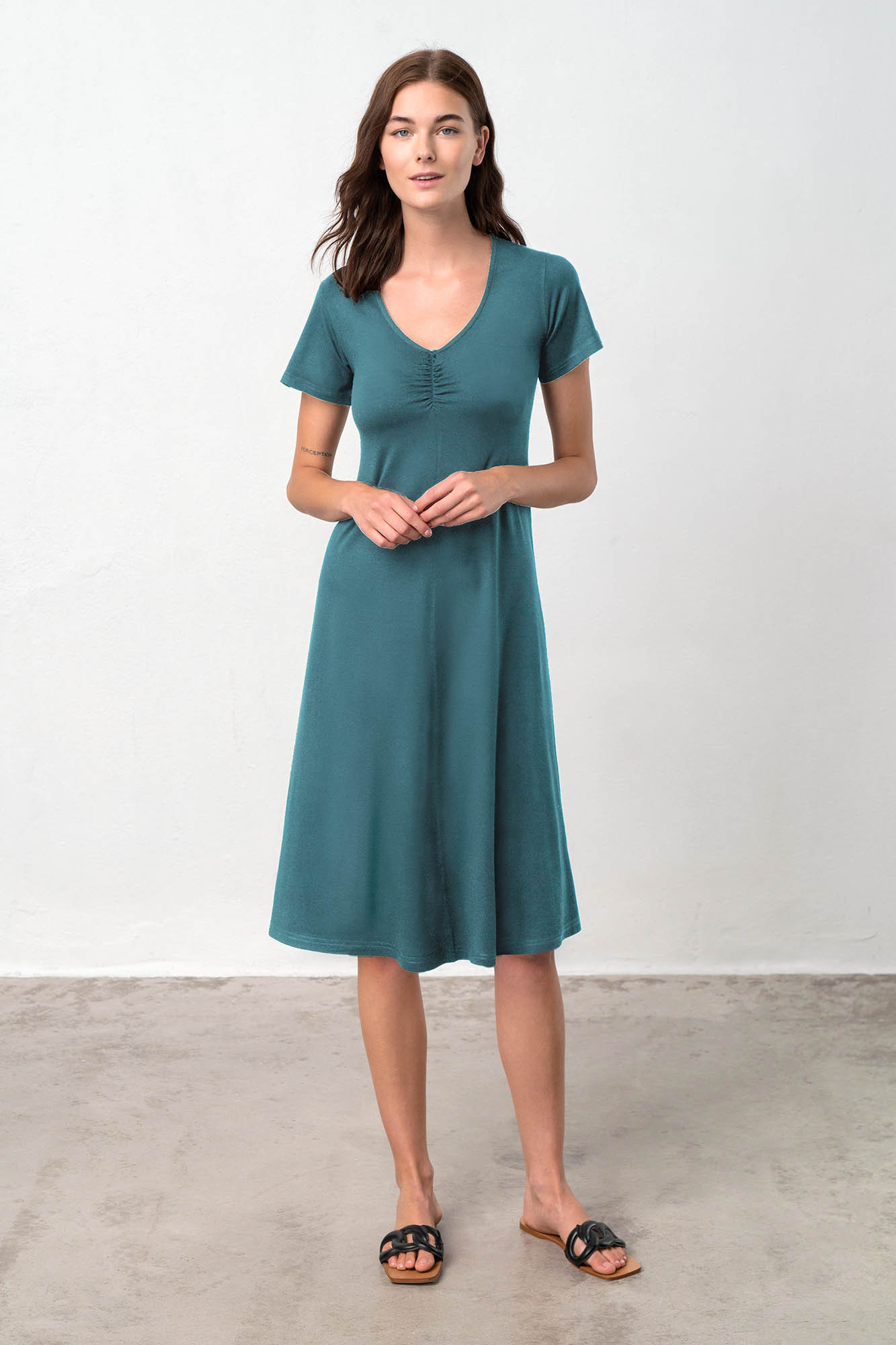 Vamp - Pohodlné dámské šaty – Syrah 18483 - Vamp green atlantic M