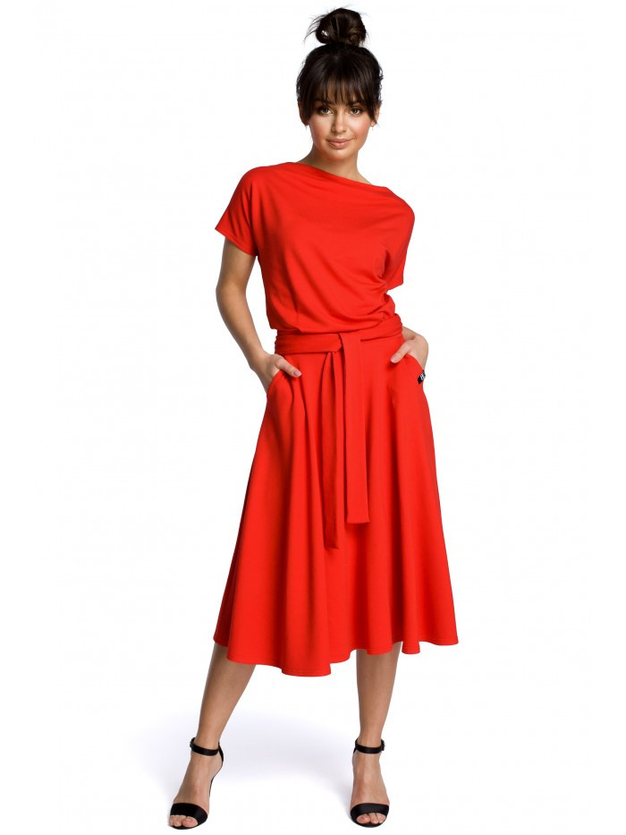 B067 Rozšířené šaty - červené EU XXL