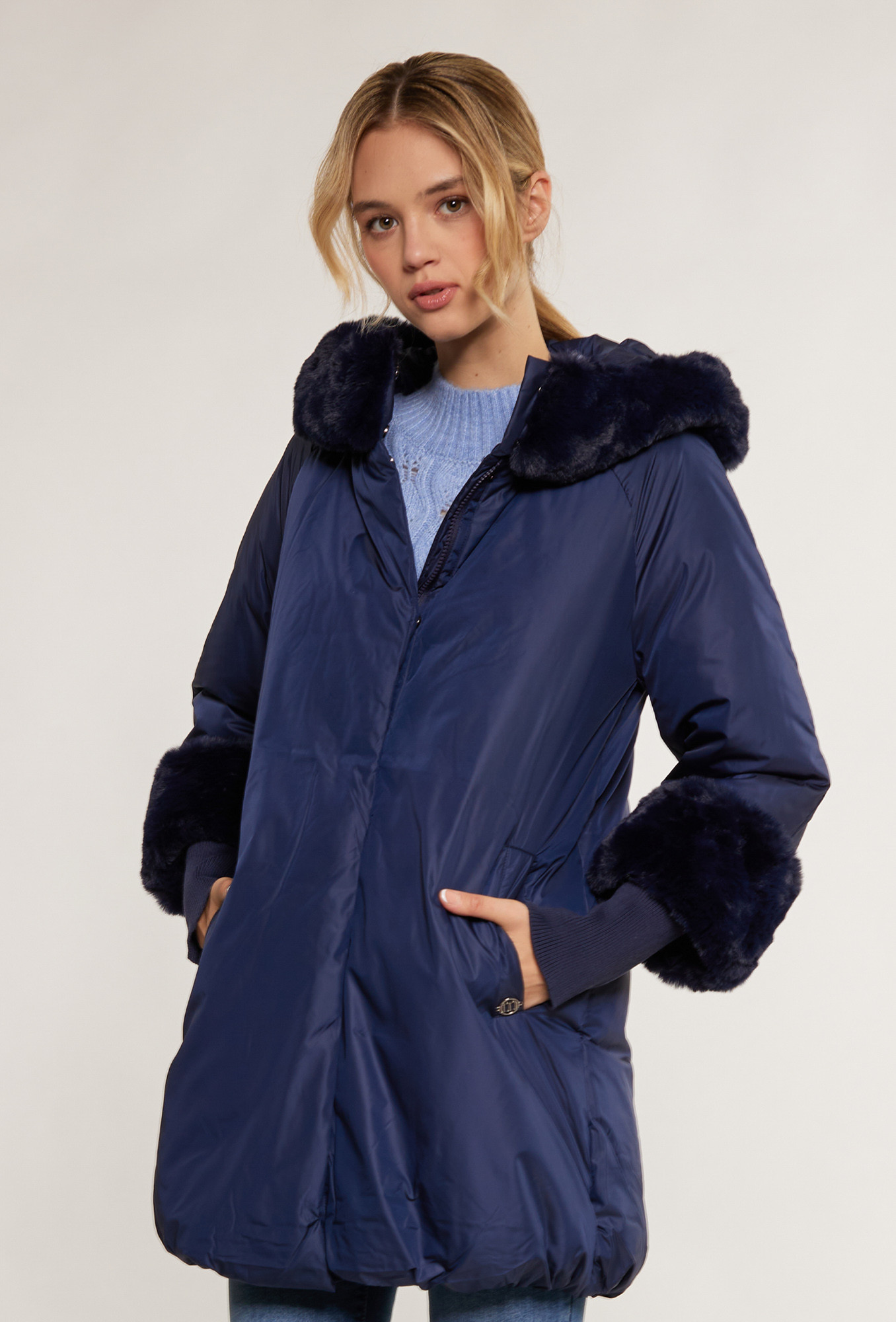 Monnari Kabáty Dámský kabát s aplikací Navy Blue 42