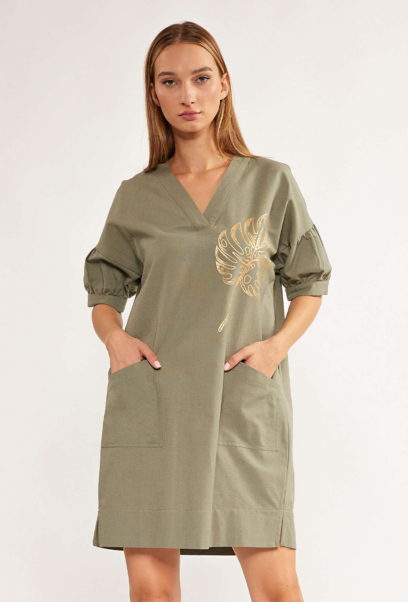 Monnari Šaty Mini šaty s ozdobným vzorem Bottle Green 44