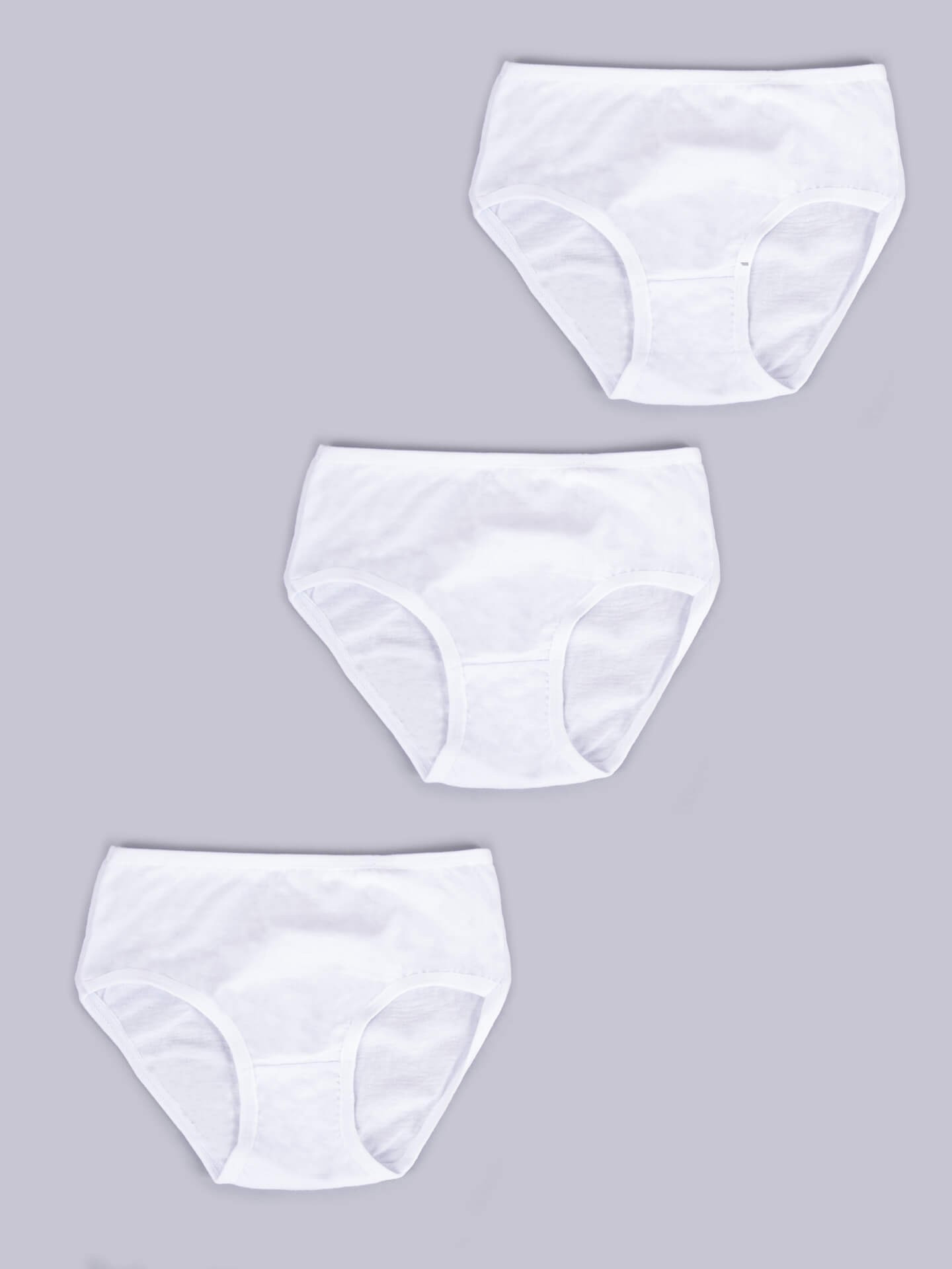 Yoclub Bavlněné dívčí kalhotky 3-Pack BMD-0038G-AA10 White 110-116