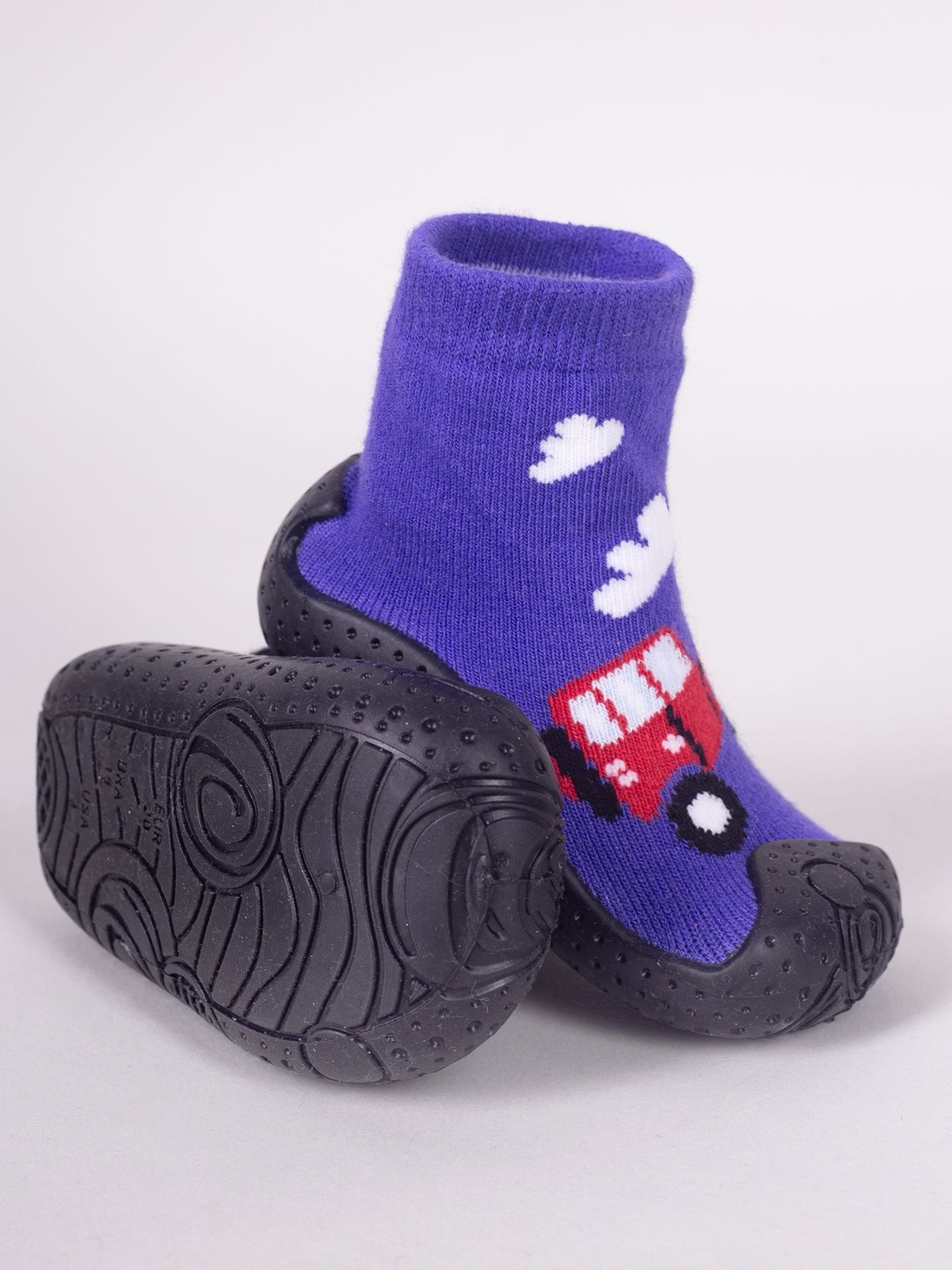 Yoclub Dětské chlapecké protiskluzové ponožky s gumovou podrážkou P2 Blue 20