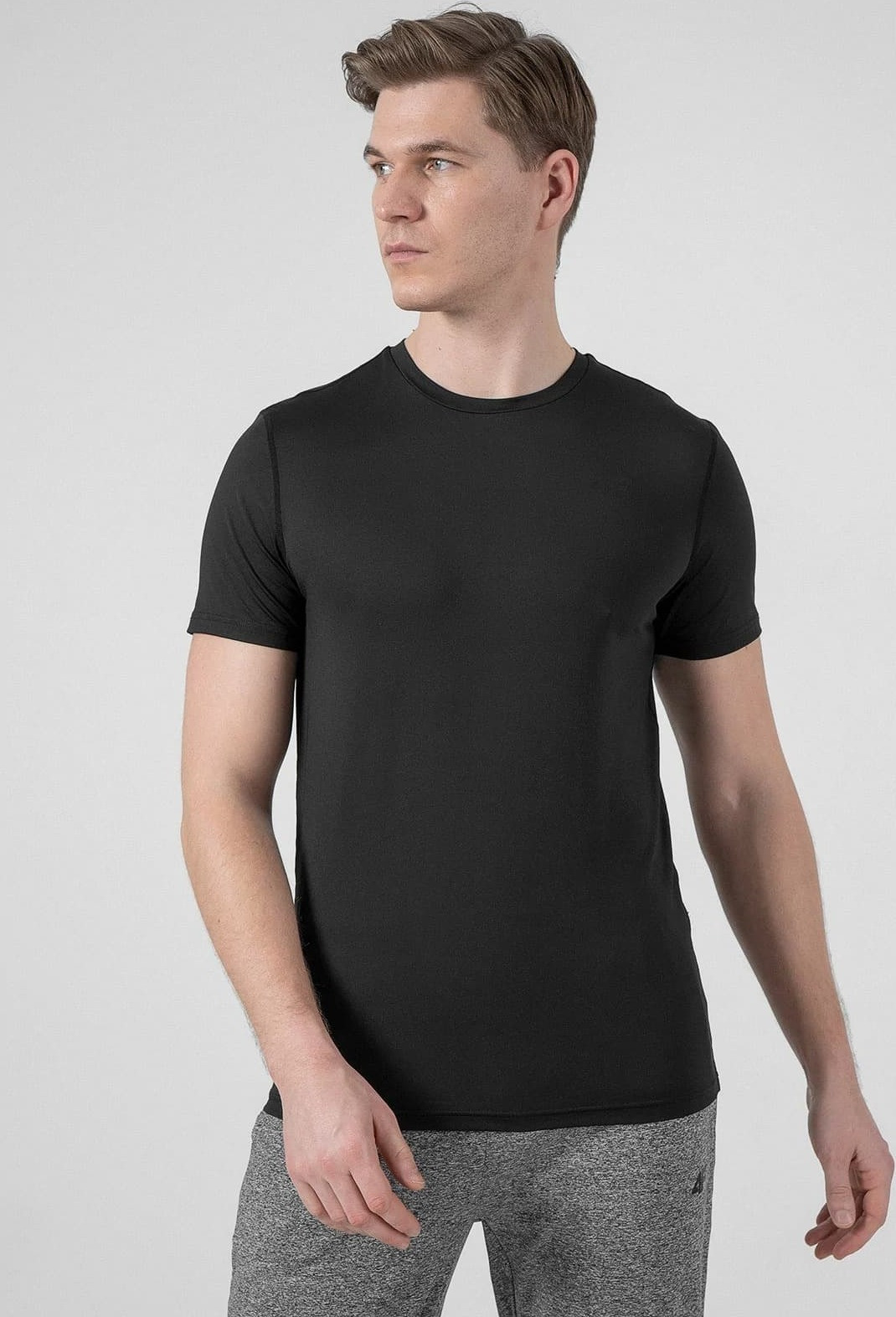 Pánské tričko 4F H4L22-TSMF351 černé Černá XL