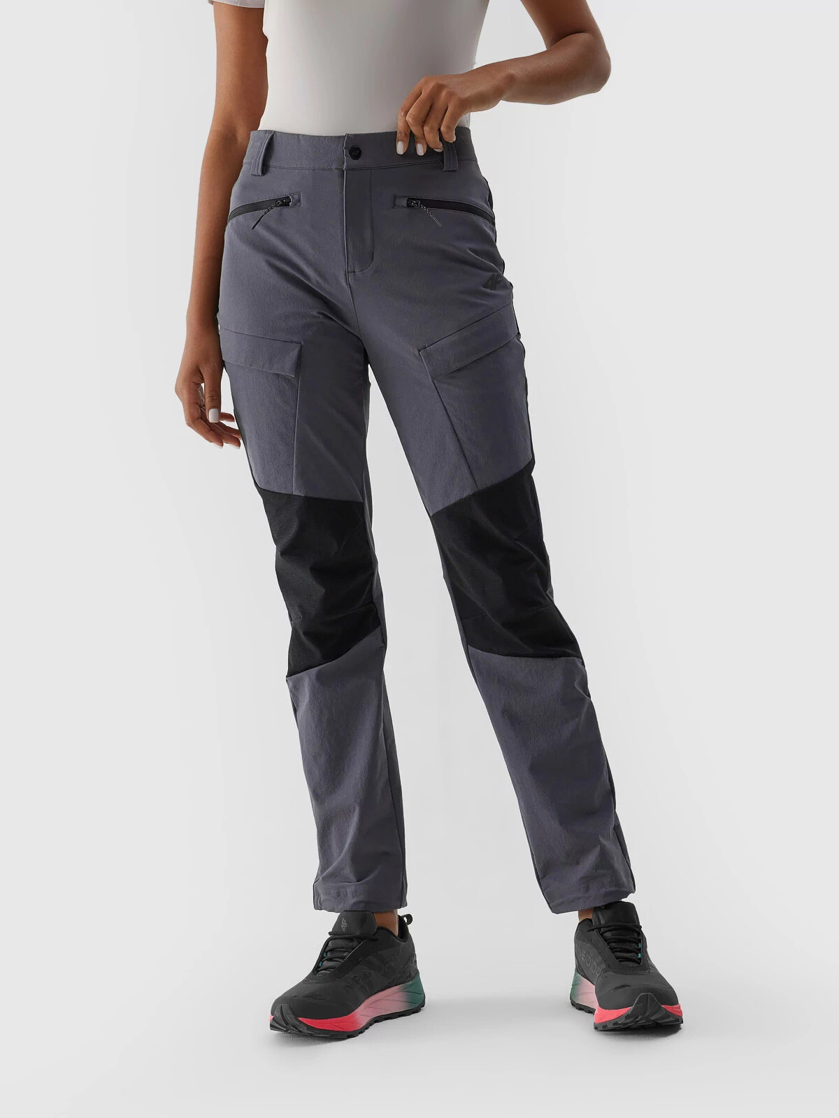 Dámské trekové kalhoty 4FAW23TFTRF407-22S tmavě šedé - 4F S
