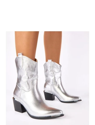 Boty na podpatku model 222345 Solea Boty na podpatku model 222345 Solea