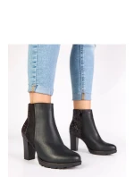 Boty na podpatku model 222359 Solea Boty na podpatku model 222359 Solea