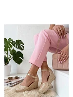 Bota na klínech model 226556 Solea Bota na klínech model 226556 Solea