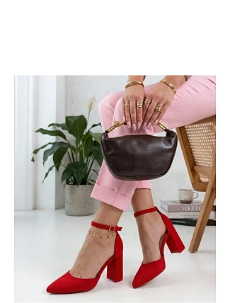 Lodičky na sloupku model 226567 Solea Lodičky na sloupku model 226567 Solea