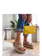 Klapky na platformě model 226571 Solea