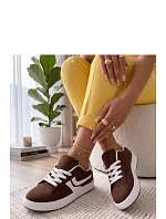 Sportovní boty na platformě model 227743 Solea
