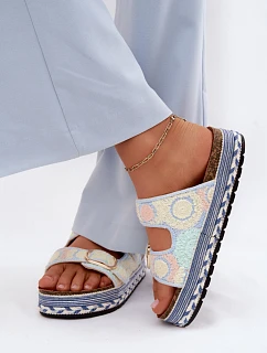 Klapky na platformě model 227933 Step in style