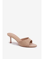 Klapky na podpatku model 227940 Step in style