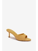 Klapky na podpatku model 227941 Step in style