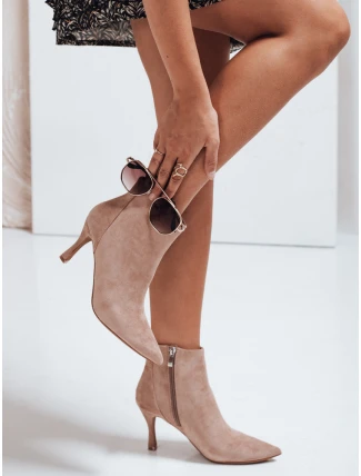 FashionStreet béžové semišové kozačky na podpatku ZY1031