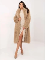 Tmavě béžový dlouhý dámský kabát z umělé kožešiny Goodlookin (G230132) Tmavě béžový dlouhý dámský kabát z umělé kožešiny Goodlookin (G230132)