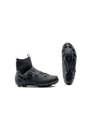 Cyklistické boty NORTHWAVE MAGMA XC CORE - velikost 42 Cyklistické boty NORTHWAVE MAGMA XC CORE - velikost 42