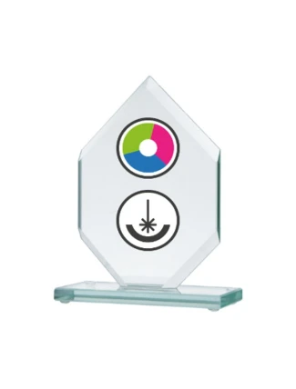 Skleněná trofej s barevným potiskem LuxorJet, gravírováním a inkoustovou výplní