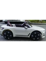 LICENCOVANÝ VŮZ BMW i4 BÍLÝ LICENCOVANÝ VŮZ BMW i4 BÍLÝ