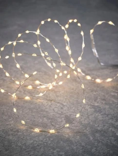 BATERIÍ OVLÁDANÉ DRÁTĚNÉ SVĚTLA GIRLANDA 90 VEDL BÍLÝ BLESK LUCA