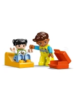 LEGO DUPLO TOWN 10447 Sanitka s řidičem