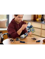 LEGO 10358 ICONS - Transformers: Soundwave