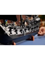 LEGO Icons 10365 - Pirátská loď kapitána Jacka Sparrowa