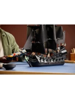 LEGO Icons 10365 - Pirátská loď kapitána Jacka Sparrowa