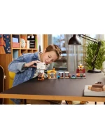 LEGO Minecraft 21273 Útok balónu Ghast na vesnici (VÝPRODEJ)