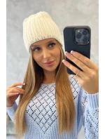 Dámská čepice Rebeka K345 ecru Dámská čepice Rebeka K345 ecru