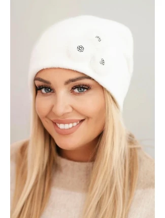 Dámská čepice s ozdobnými chlupatými květy elegantní bílá