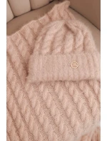 Dámská souprava čepice a šály s proužky s ozdobou béžová